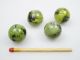 Jade - Kugel ~14 mm Ø - 1 mm Bohrung - grün gemasert